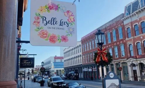 Belle Lees on the Strand business photo